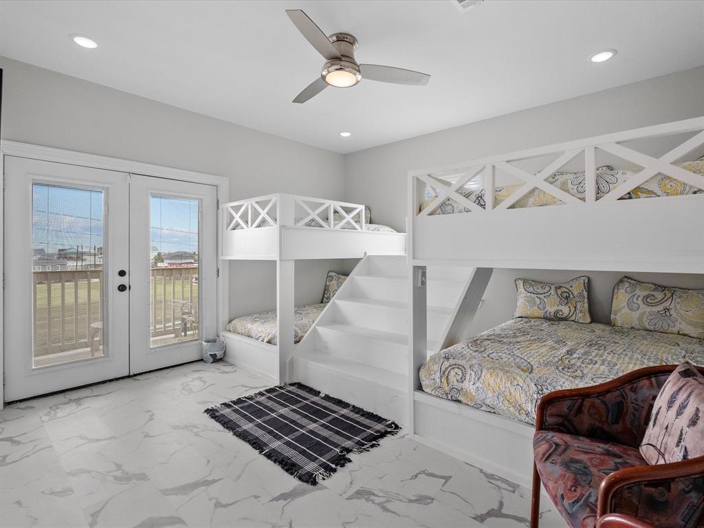 1018 Seashell Drive, Surfside Beach, Texas image 33