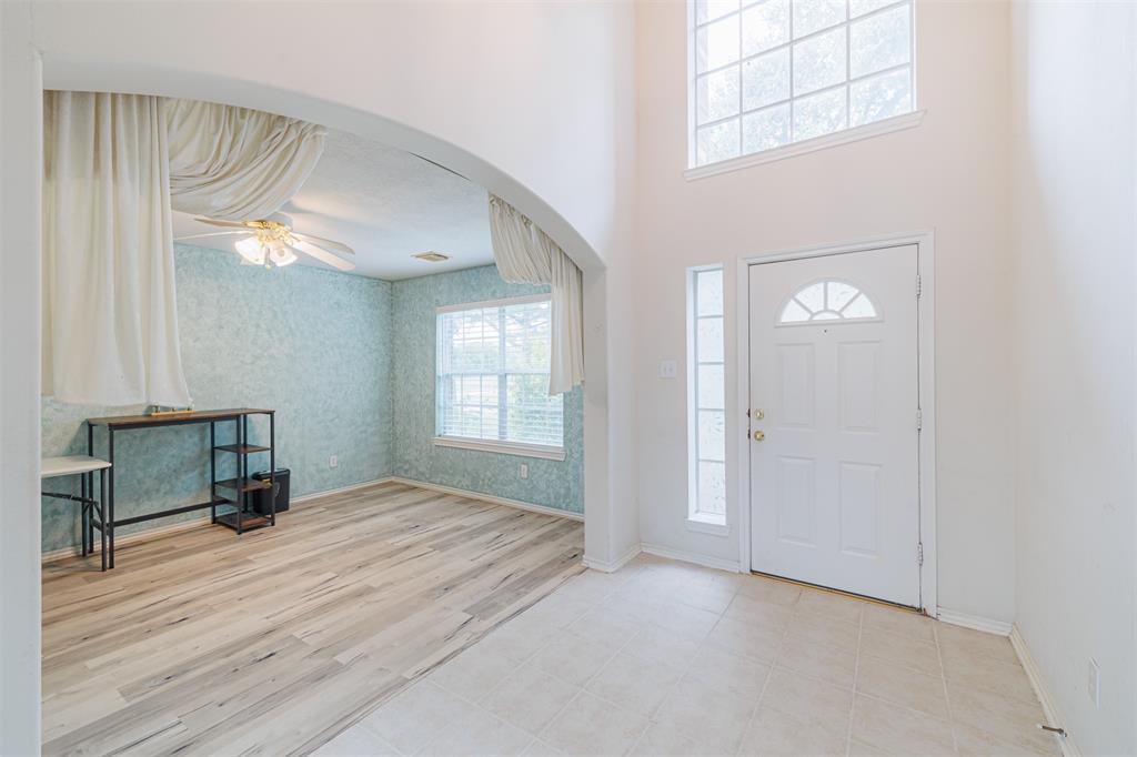 3235 Banksfield Court