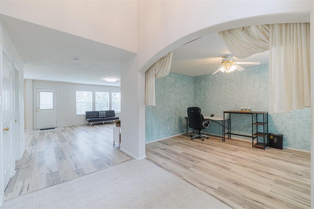 3235 Banksfield Court