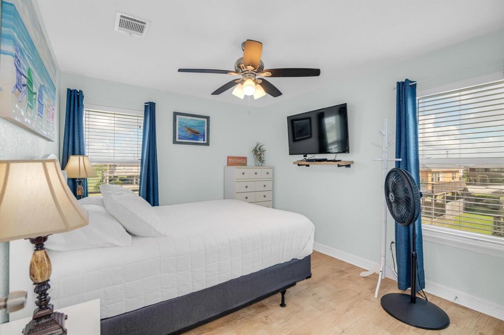 422 Jettyview Road, Surfside Beach, Texas image 10