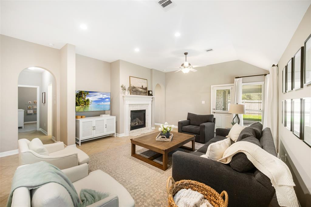 9987 Ash Creek Court, Brookshire, Texas image 8