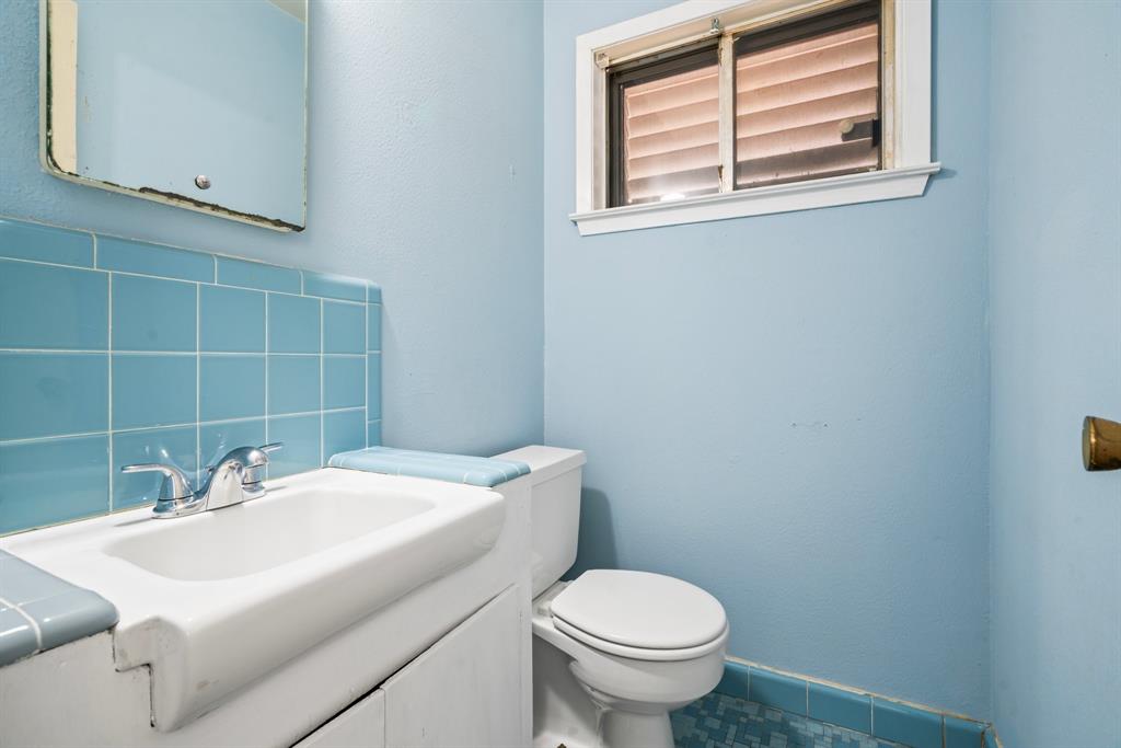 320 Tuna Street, Galveston, Texas image 18