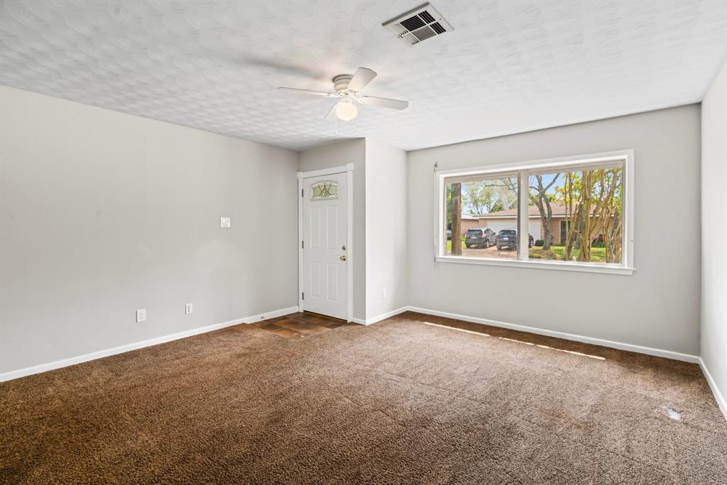 320 Tuna Street, Galveston, Texas image 8