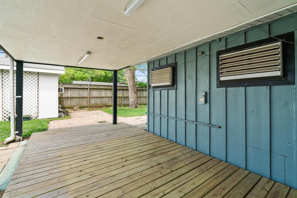 320 Tuna Street, Galveston, Texas image 20