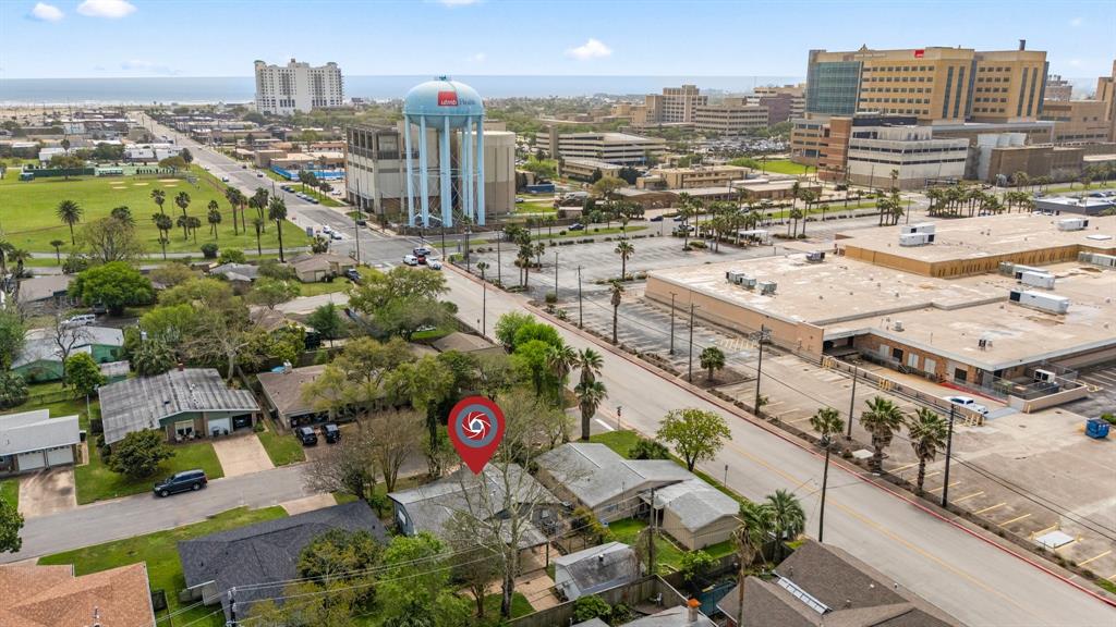 320 Tuna Street, Galveston, Texas image 2