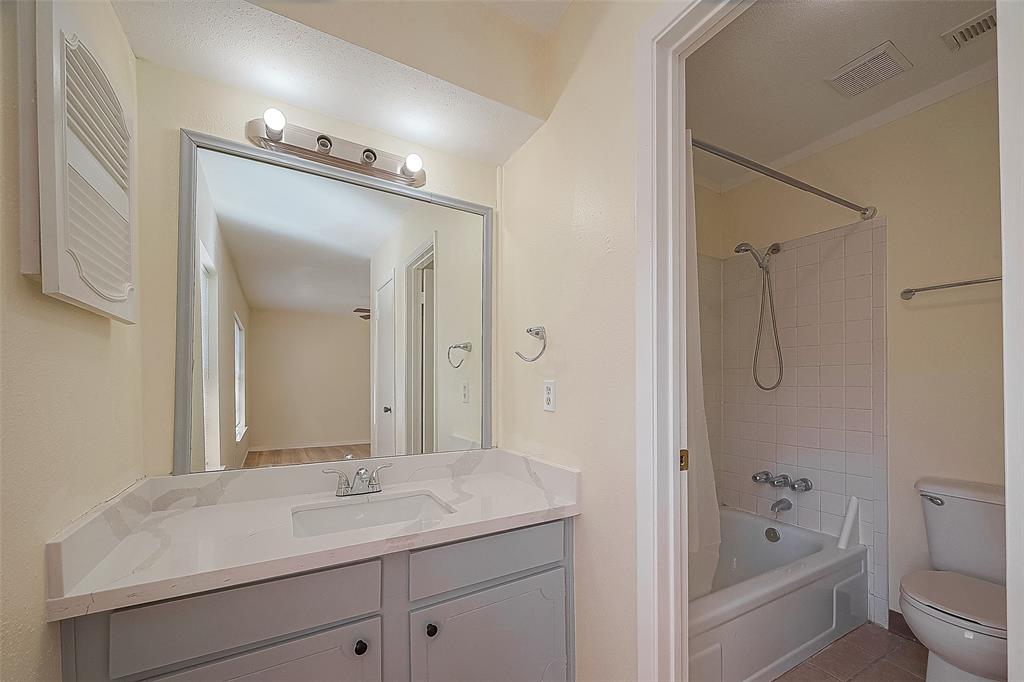 3968 Belle Park Drive, Houston, Texas image 32