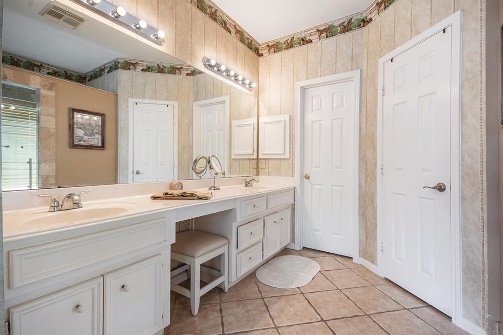 113 Crystal Reef Drive, League City, Texas image 16