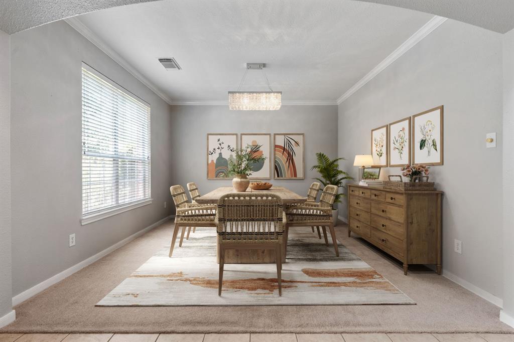 42 Ebony Oaks Place