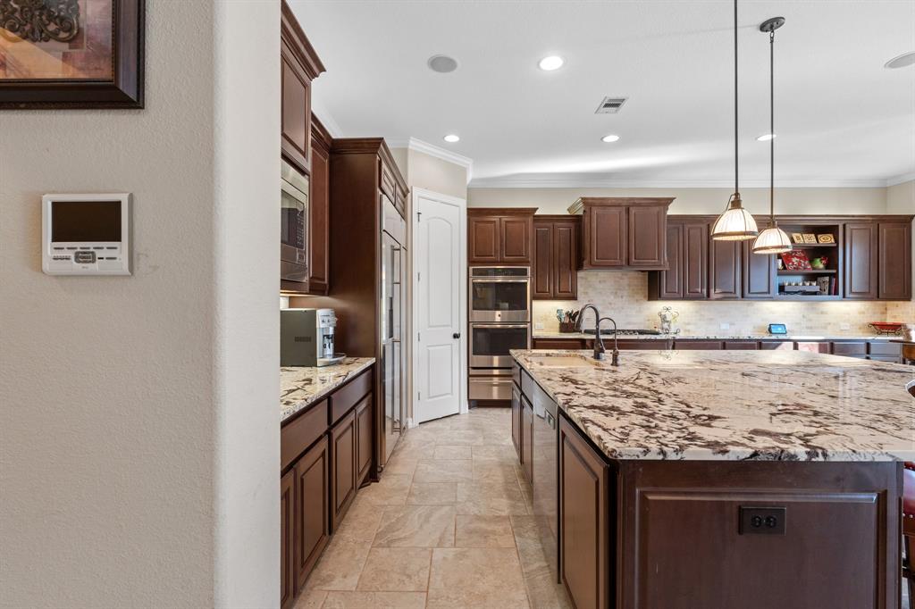 5131 Rowley Falls Lane, Sugar Land, Texas image 9