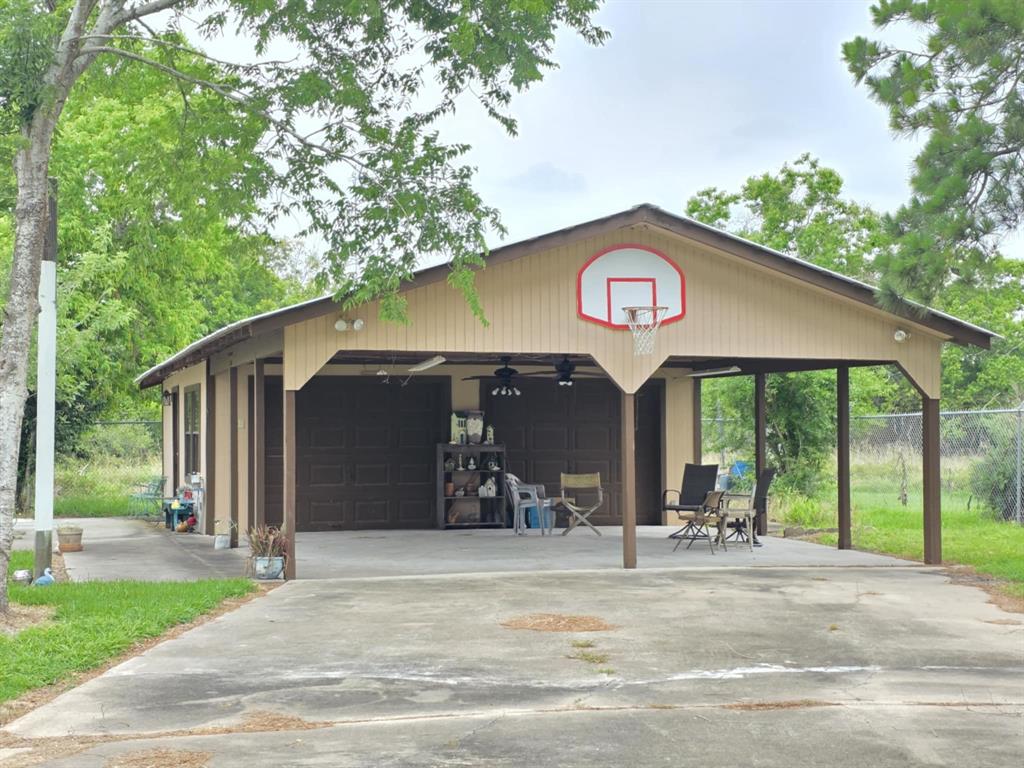 182 Smith Road, Palacios, Texas image 4