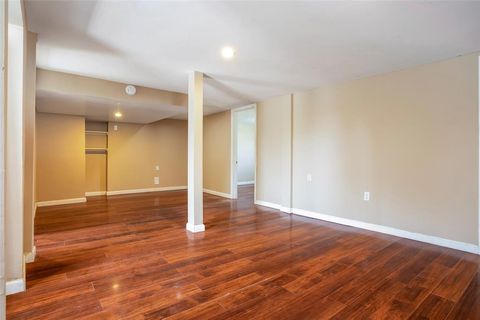 Duplex in Galveston TX 2216 59th Street 9.jpg