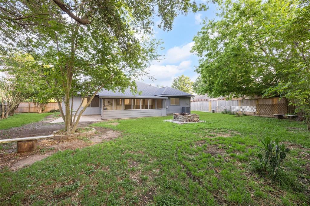 6307 Northmark Drive, Houston, Texas image 23