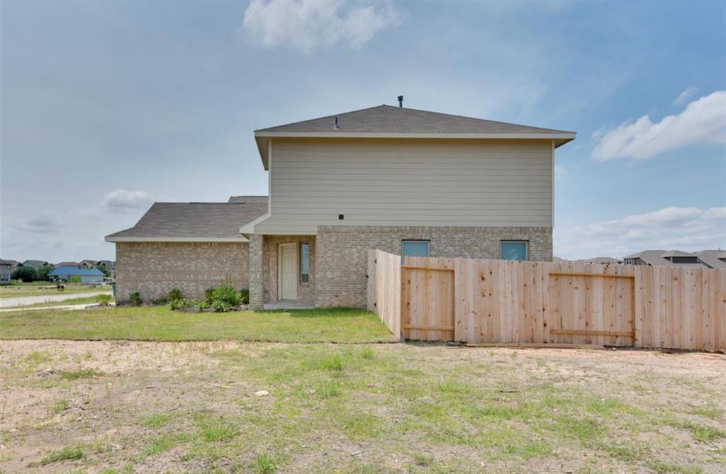 11020 N Lake Mist Lane
