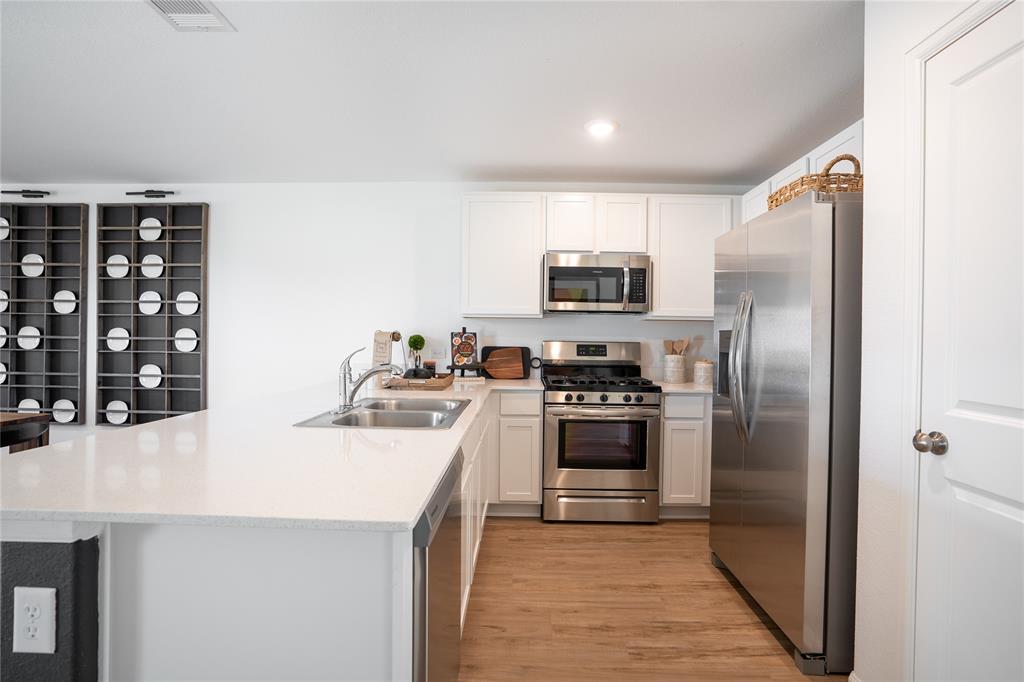 10838 Red Orchid Drive, Houston, Texas image 3