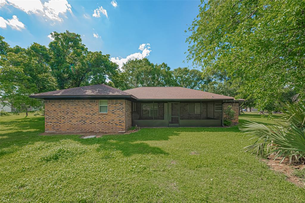 110 S Bow Drive, Lake Jackson, Texas image 31
