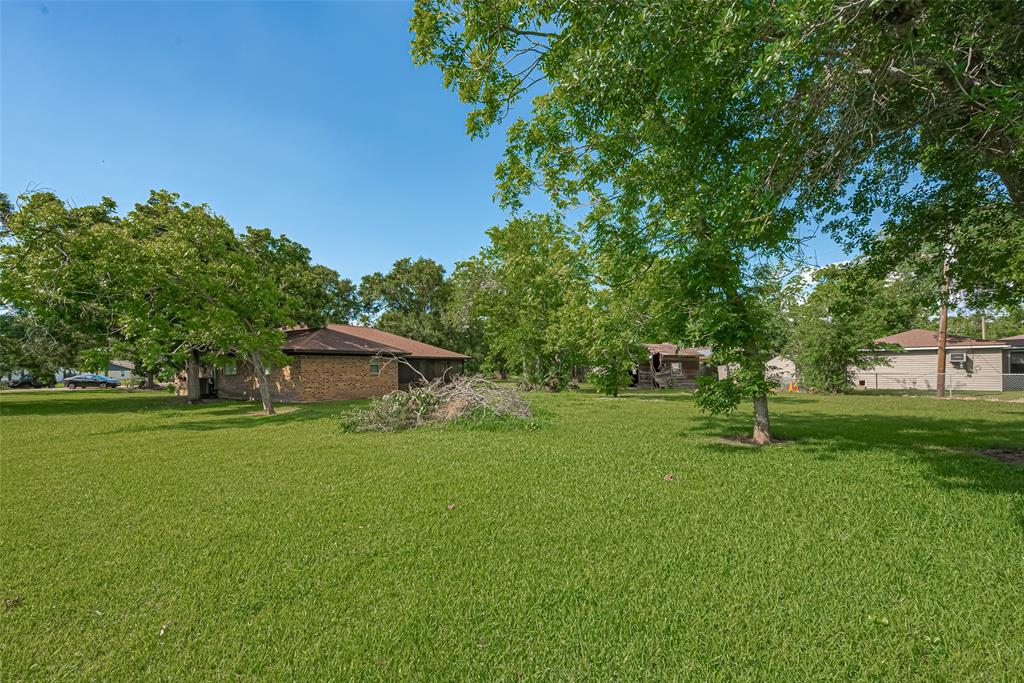 110 S Bow Drive, Lake Jackson, Texas image 27