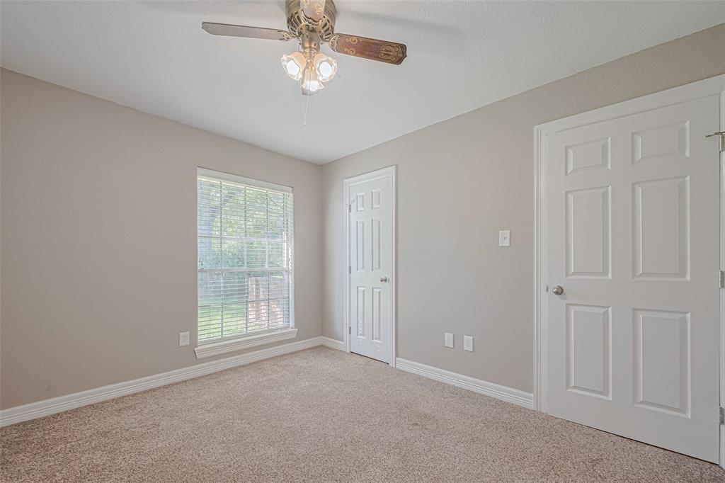 110 S Bow Drive, Lake Jackson, Texas image 20
