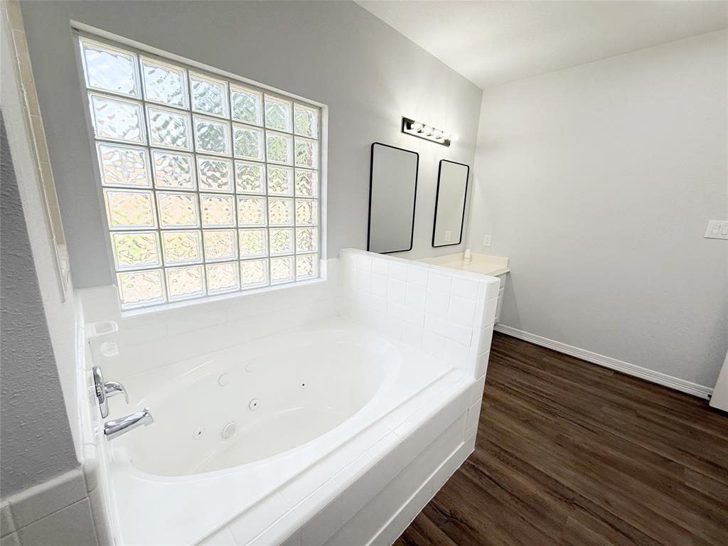 15206 Chandler Hollow Lane, Houston, Texas image 18
