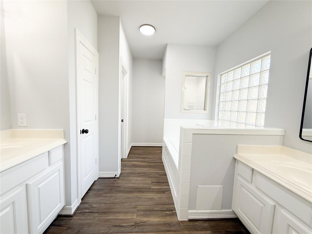 15206 Chandler Hollow Lane, Houston, Texas image 17