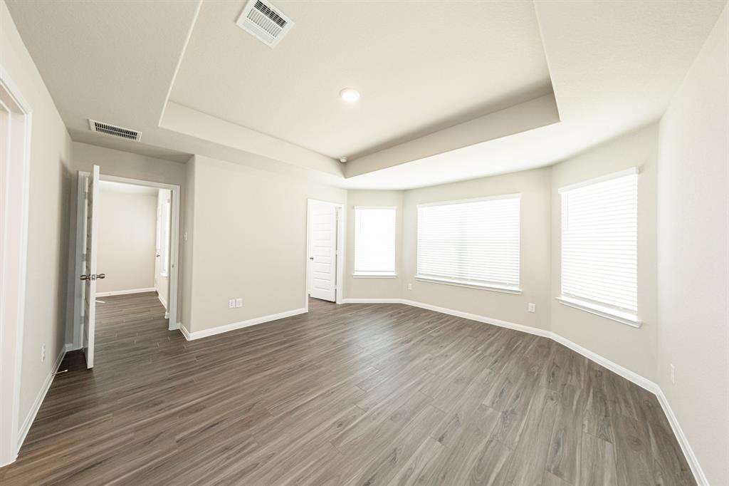 5122 Hector Gustavo Drive, Rosharon, Texas image 10