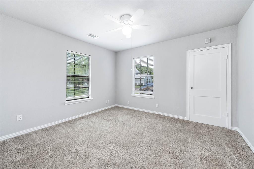 601 W Dumble Street, Alvin, Texas image 15