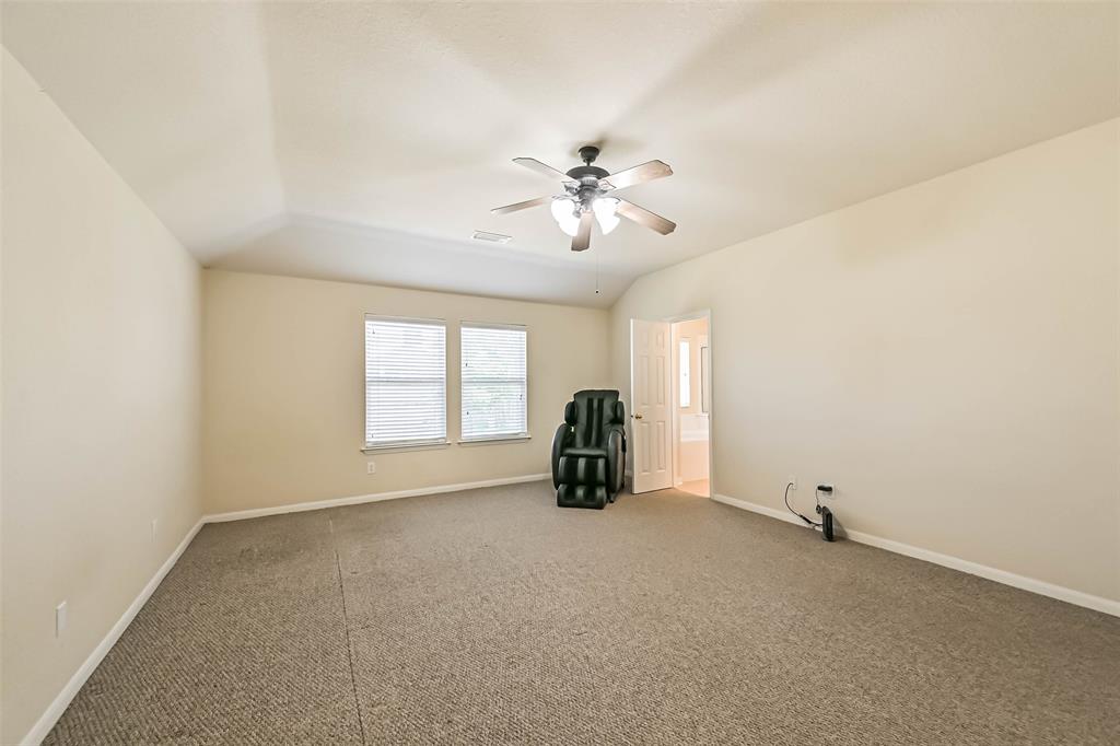 2967 Winter Berry Court, Pearland, Texas image 21