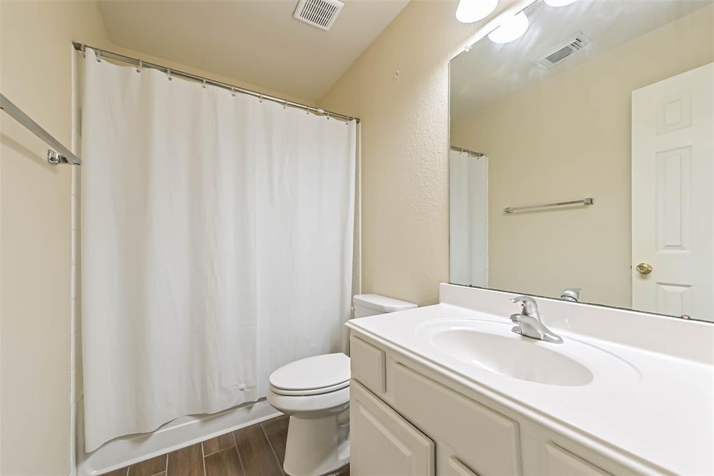 2967 Winter Berry Court, Pearland, Texas image 32
