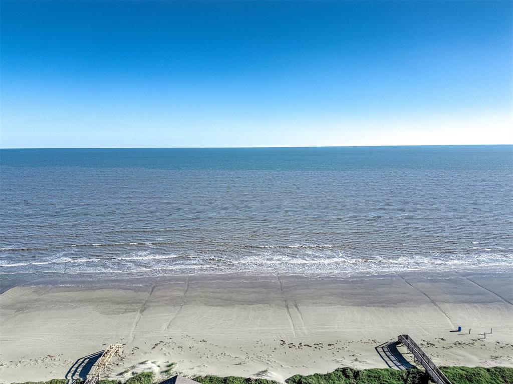 18622 Warrior Drive, Galveston, Texas image 7