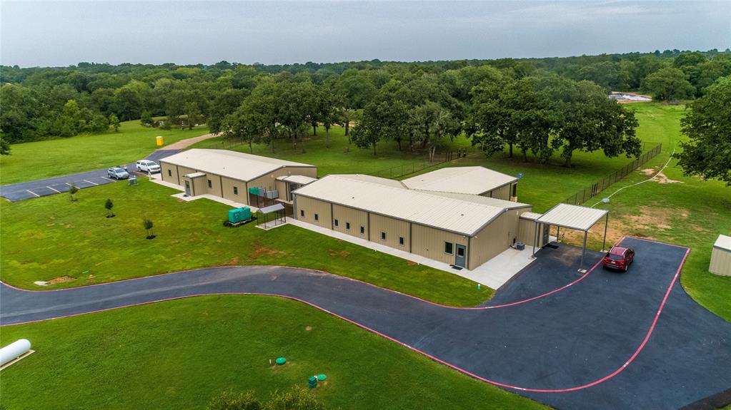 40695 Center Hill Road Road, Hempstead, Texas image 3