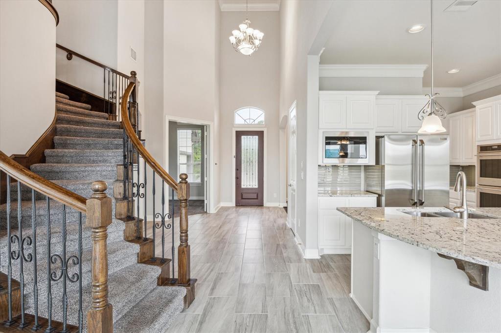 528 Amalfi Drive, Kemah, Texas image 6