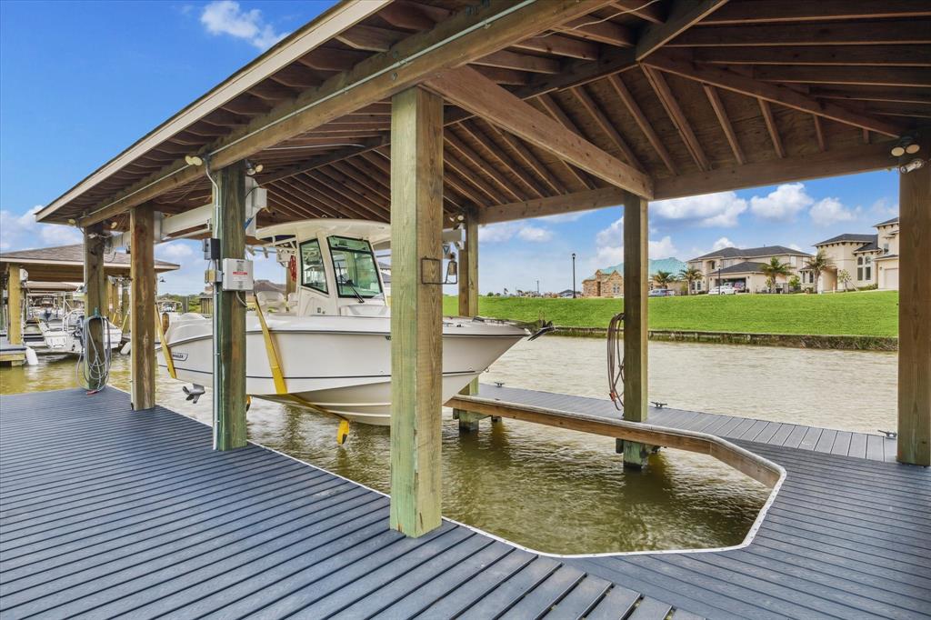528 Amalfi Drive, Kemah, Texas image 22