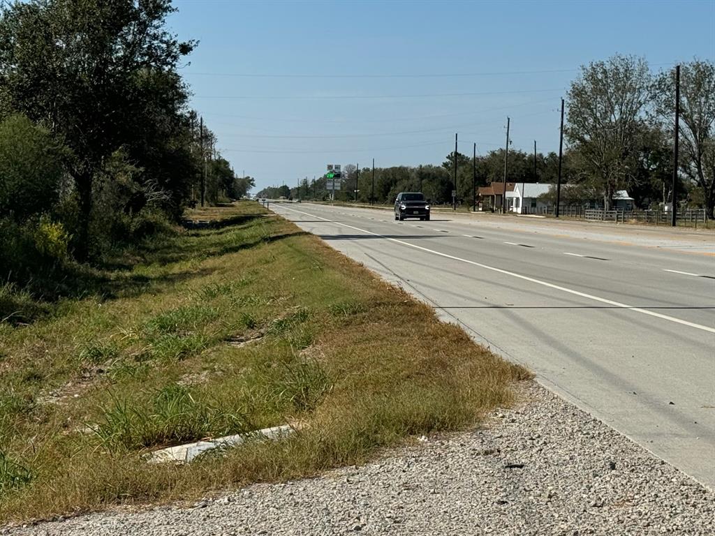 Highway 36, Guy, Texas image 14