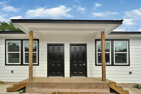 7939 Goode Street Houston TX 77012