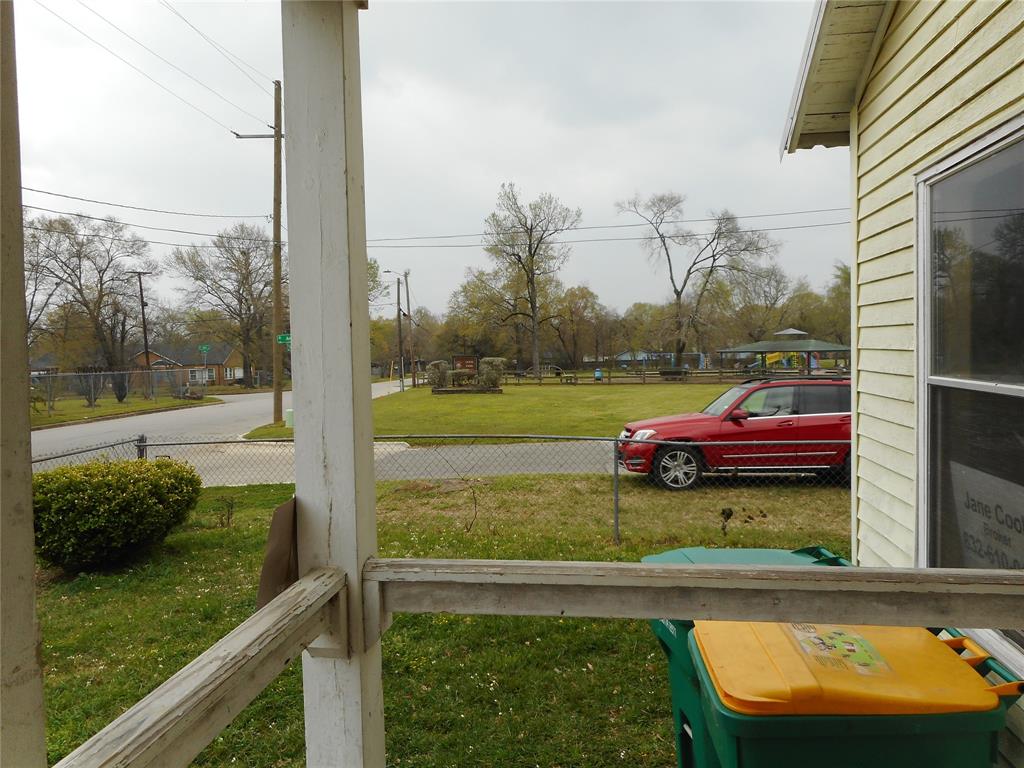422 Crooke Street, Conroe, Texas image 17
