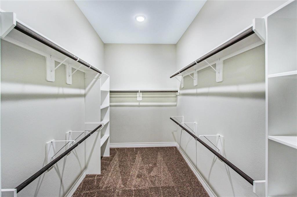 5202 Creekmore Circle, Spring, Texas image 11