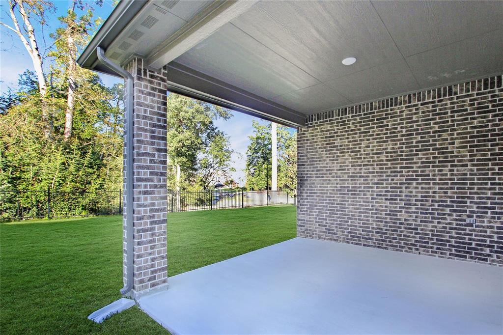 5202 Creekmore Circle, Spring, Texas image 14