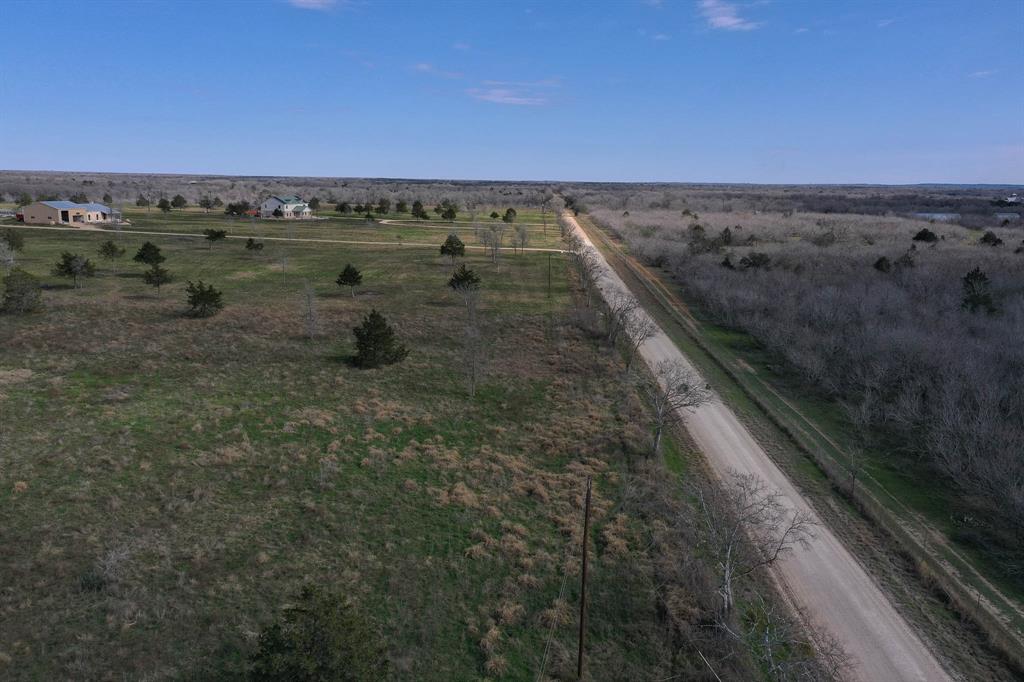 0000 County Road 451, Waelder, Texas image 9