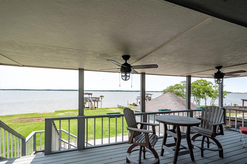 3623 Shore Shadows Drive, Crosby, Texas image 36