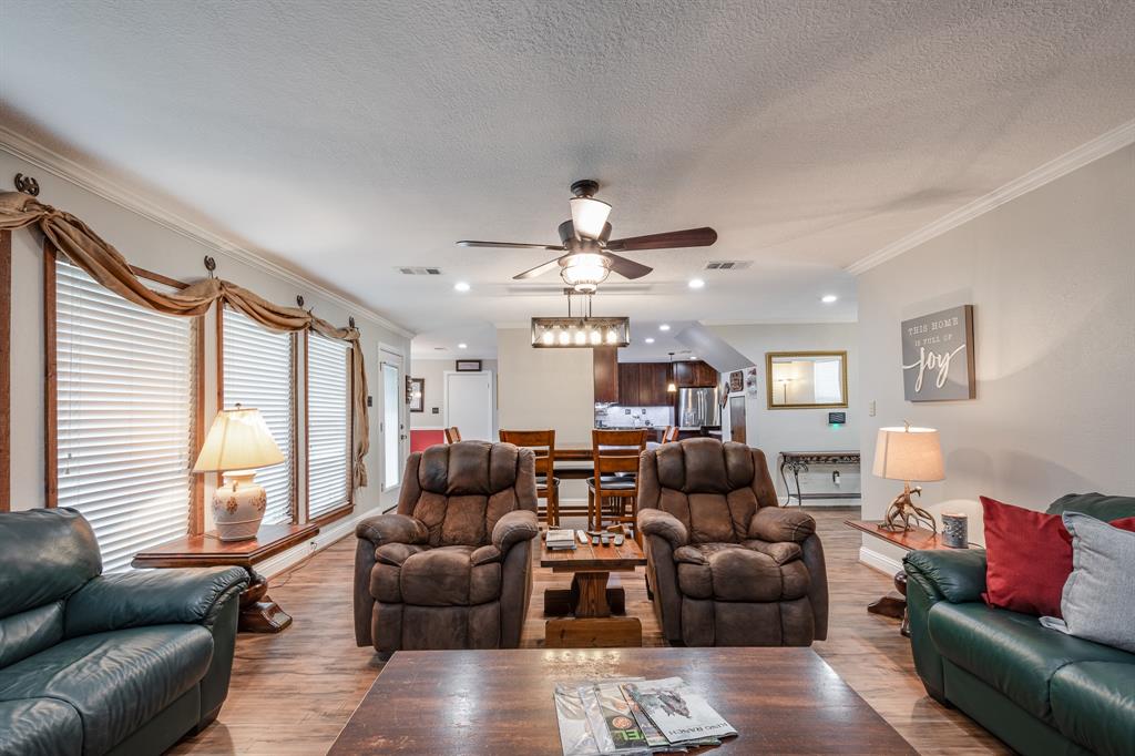 3623 Shore Shadows Drive, Crosby, Texas image 15