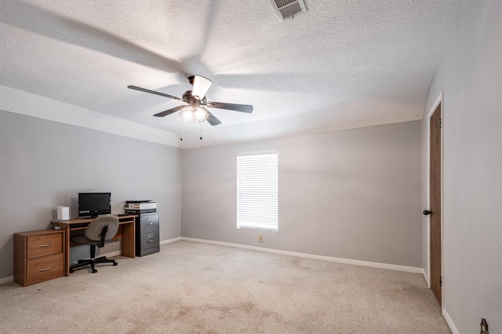 3623 Shore Shadows Drive, Crosby, Texas image 32