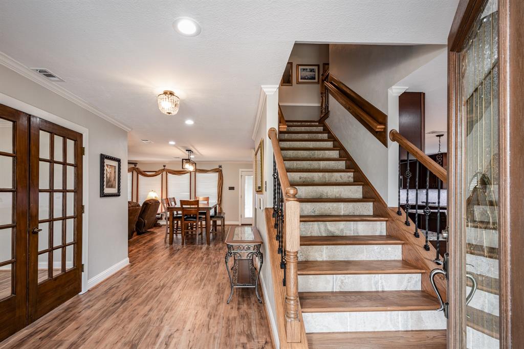 3623 Shore Shadows Drive, Crosby, Texas image 9