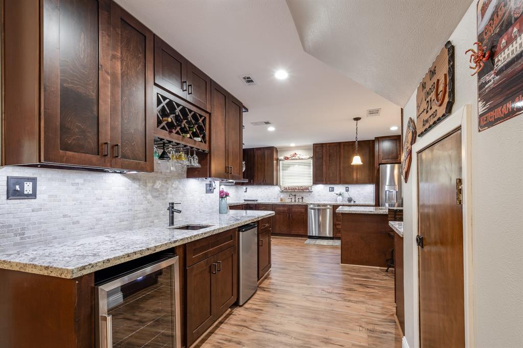 3623 Shore Shadows Drive, Crosby, Texas image 17