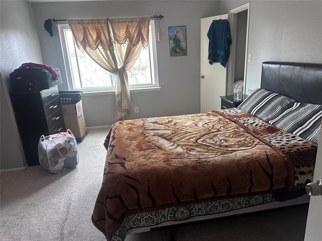 property-search 3 11136 Village Bend Lane 1136