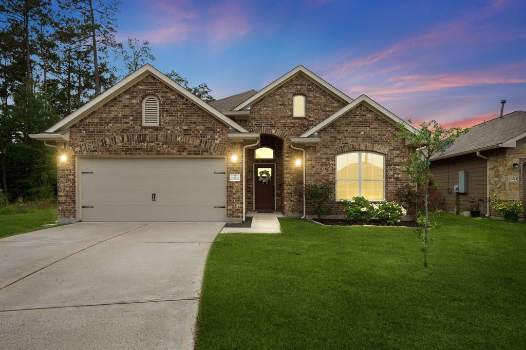 20005 Wade Hampton Drive, Cleveland, Texas image 2