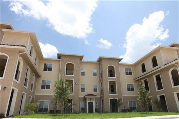 2101 W Business 83