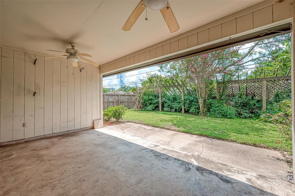 501 Regency Drive, Deer Park, Texas image 35