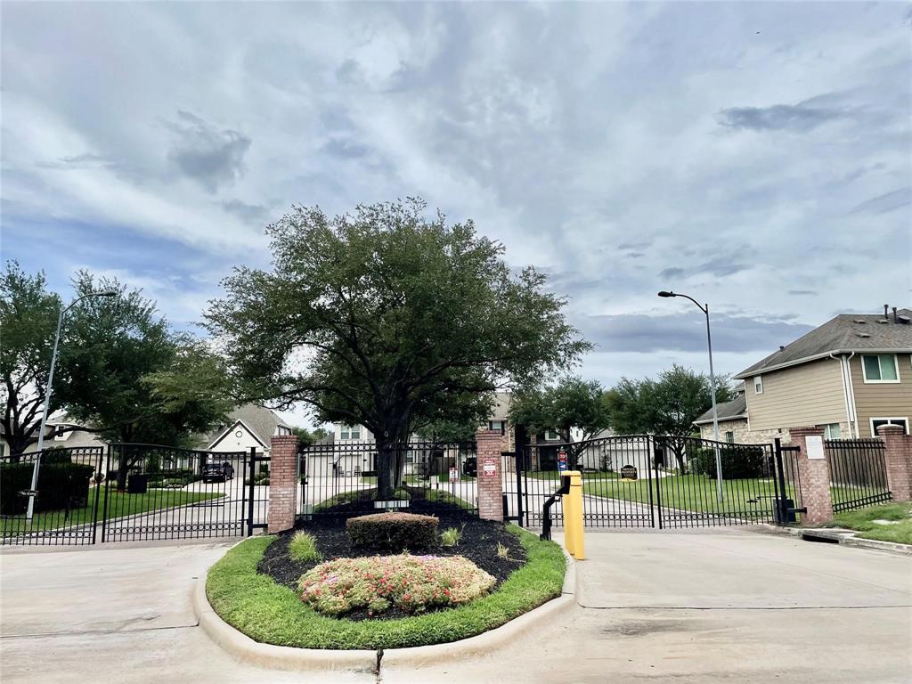 14102 Grovemist Lane, Houston, Texas image 4