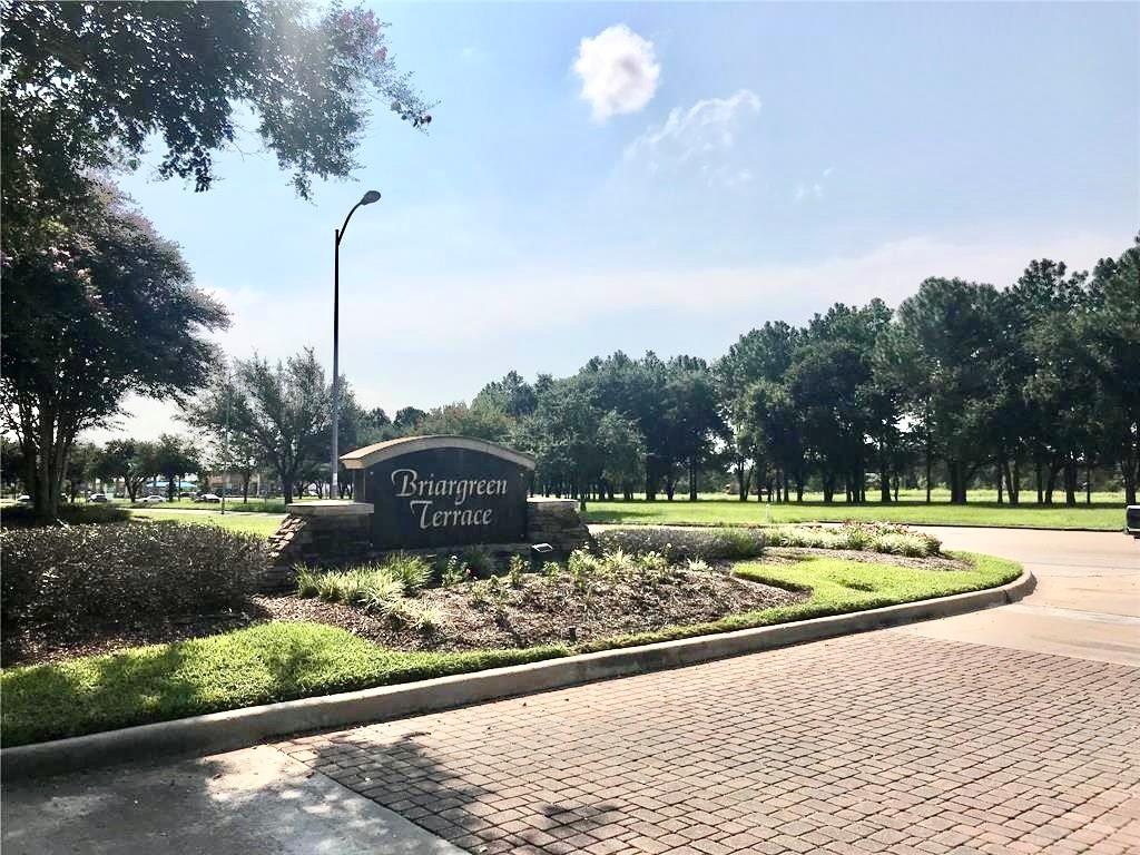 14102 Grovemist Lane, Houston, Texas image 6