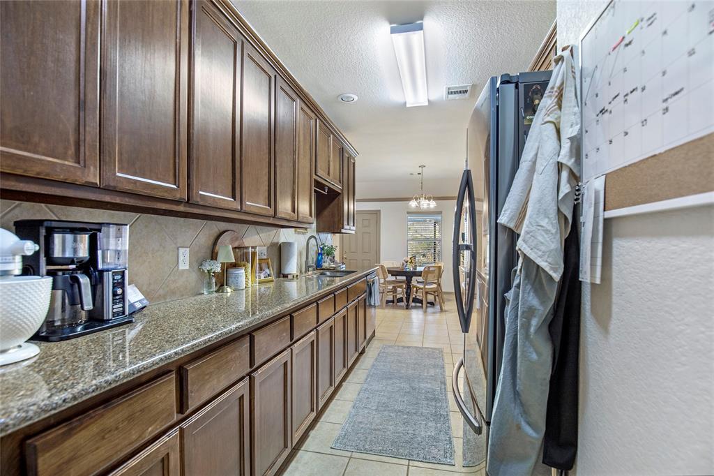 125 Hillside Drive, Liberty, Texas image 17