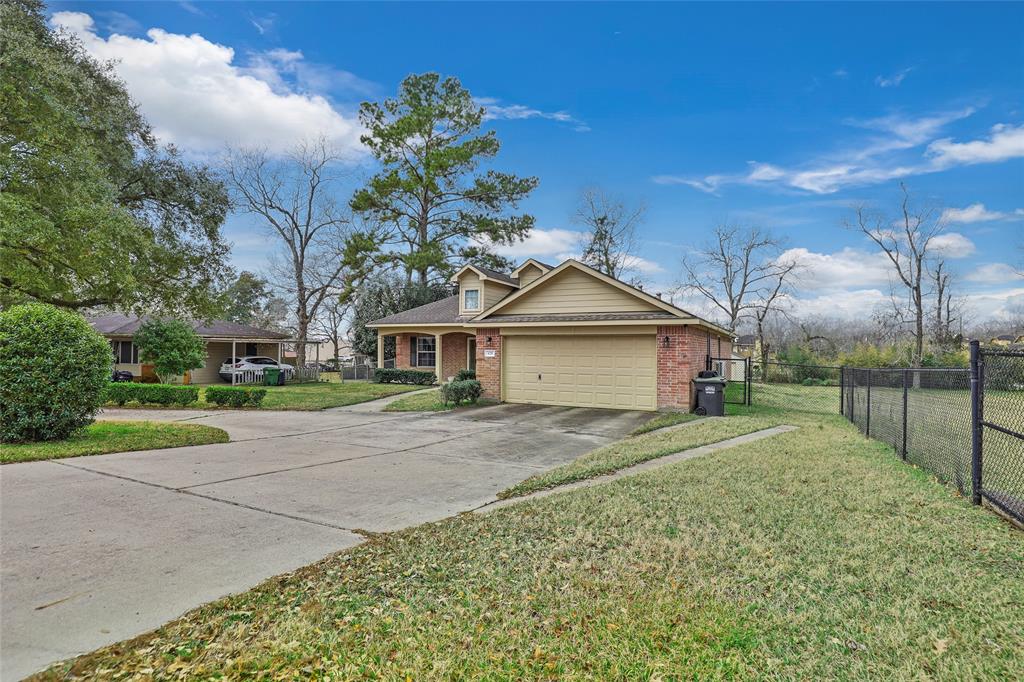 125 Hillside Drive, Liberty, Texas image 3